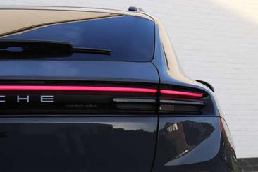 Porsche Macan 4S — photo 2