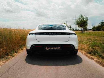 Porsche Taycan 4S — photo 4