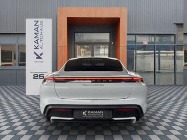 Porsche Taycan Turbo — photo 26