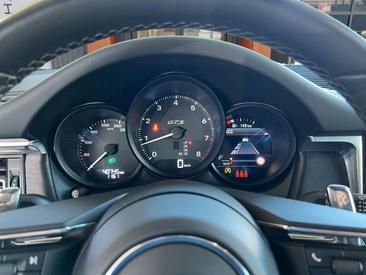 Porsche Macan Electrique GTS — photo 10