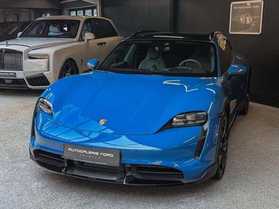 Porsche Taycan Turbo
