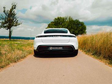 Porsche Taycan 4S — photo 6