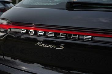 Porsche Macan S — photo 7