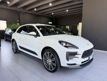 Porsche Macan Electrique Base — photo 6