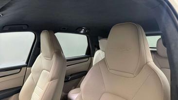 Porsche Cayenne III Turbo S — photo 16