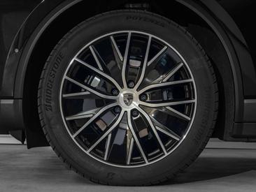 Porsche Macan — photo 9