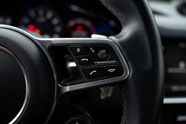 Porsche Cayenne III GTS — photo 29