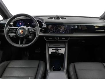 Porsche Macan — photo 14