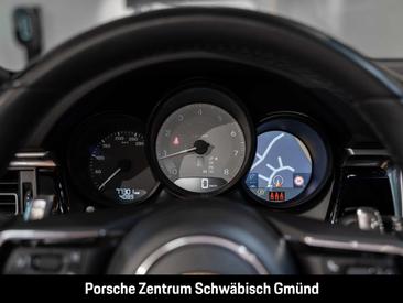 Porsche Macan Electrique S — photo 19