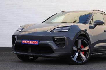 Porsche Macan 4S — photo 14
