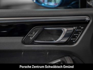 Porsche Macan Electrique S — photo 29