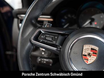 Porsche Macan Electrique S — photo 31