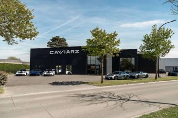 Porsche Taycan — photo 32