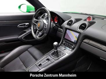 Porsche 718 GTS — photo 16