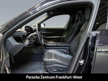 Porsche Taycan 4S — photo 9