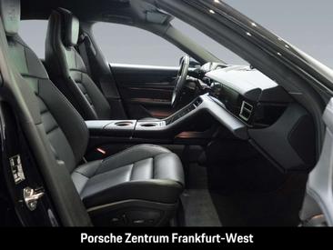 Porsche Taycan 4S — photo 13
