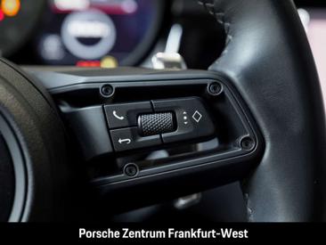 Porsche Macan Electrique S — photo 21