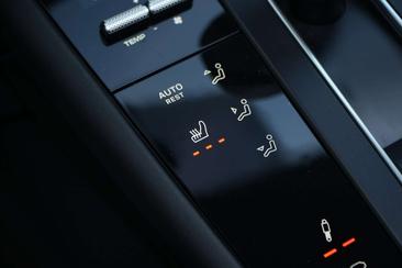 Porsche Macan S — photo 28