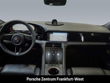 Porsche Taycan 4S — photo 16