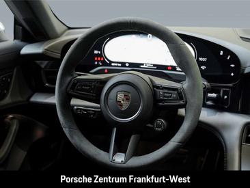 Porsche Taycan 4S — photo 17