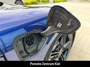 Porsche Taycan Turbo — photo 22