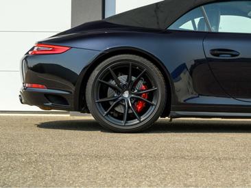 Porsche 991 II Carrera 4 — photo 11