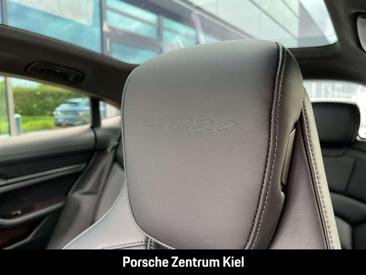 Porsche Taycan Turbo — photo 30