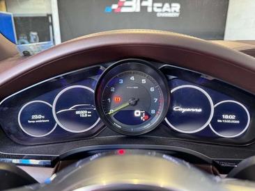 Porsche Cayenne III Turbo — photo 20