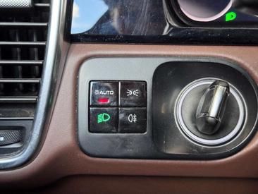Porsche Cayenne III Turbo — photo 29