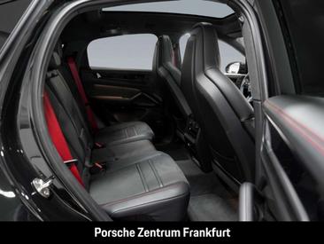 Porsche Cayenne III GTS — photo 16