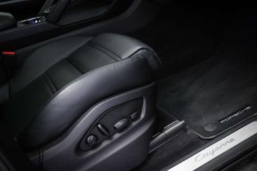 Porsche Cayenne III Base Platinum Edition — photo 12