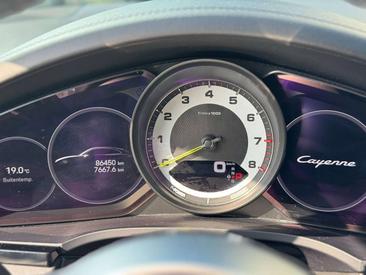 Porsche Cayenne III E-Hybrid — photo 21