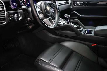 Porsche Cayenne III Base Platinum Edition — photo 31