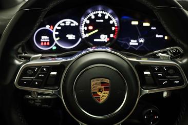 Porsche Cayenne III Base Platinum Edition — photo 35