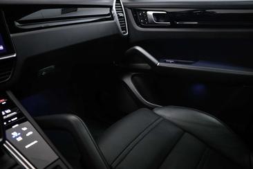 Porsche Cayenne III Base Platinum Edition — photo 38