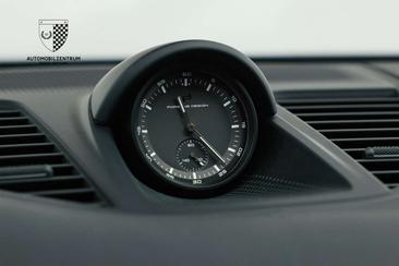 Porsche Panamera II GTS — photo 25