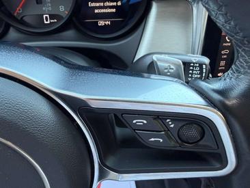 Porsche Macan Electrique S — photo 12