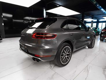 Porsche Macan Electrique Base — photo 4