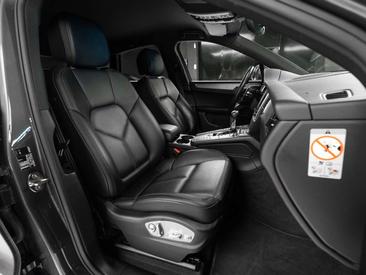 Porsche Macan Electrique Base — photo 18