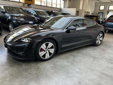 Porsche Taycan 4S — photo 9