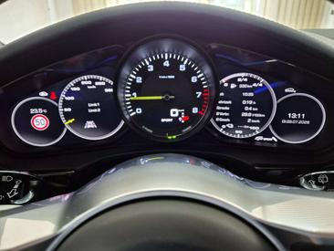 Porsche Panamera II E-Hybrid — photo 20