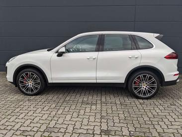 Porsche Cayenne III Turbo — photo 3
