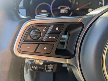 Porsche Cayenne III GTS — photo 12