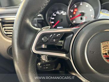 Porsche Macan Electrique S — photo 7