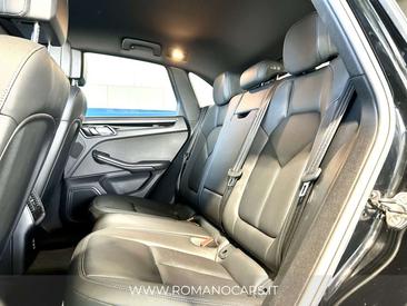 Porsche Macan Electrique S — photo 12