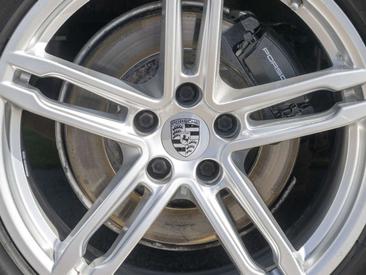 Porsche Macan Electrique — photo 13