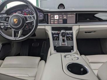 Porsche Panamera II Turbo — photo 10