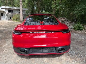 Porsche 992 I Carrera 4S — photo 4