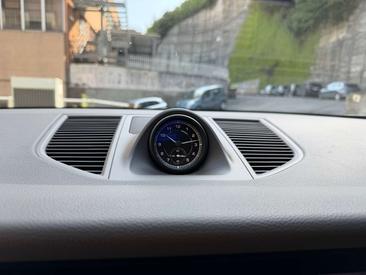 Porsche Macan Electrique Base — photo 8