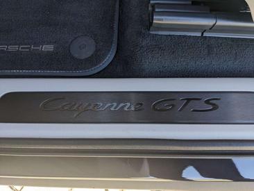 Porsche Cayenne III GTS — photo 23
